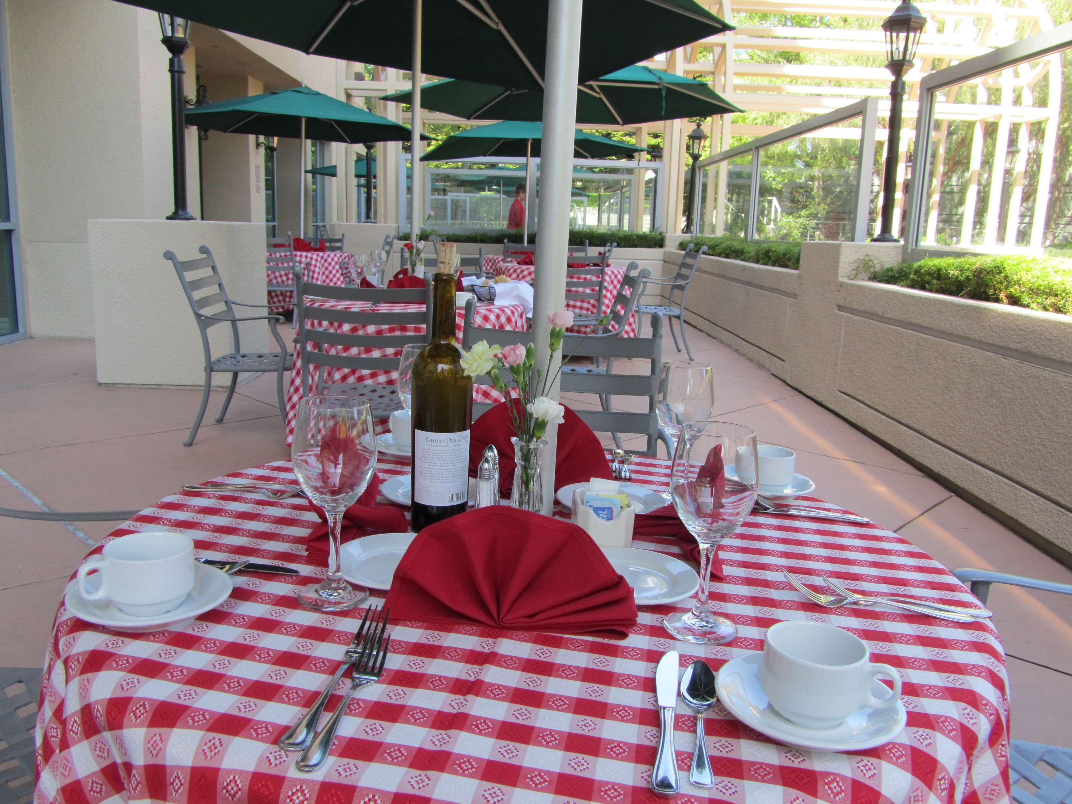 Embassy Suites By Hilton Walnut Creek Eksteriør billede