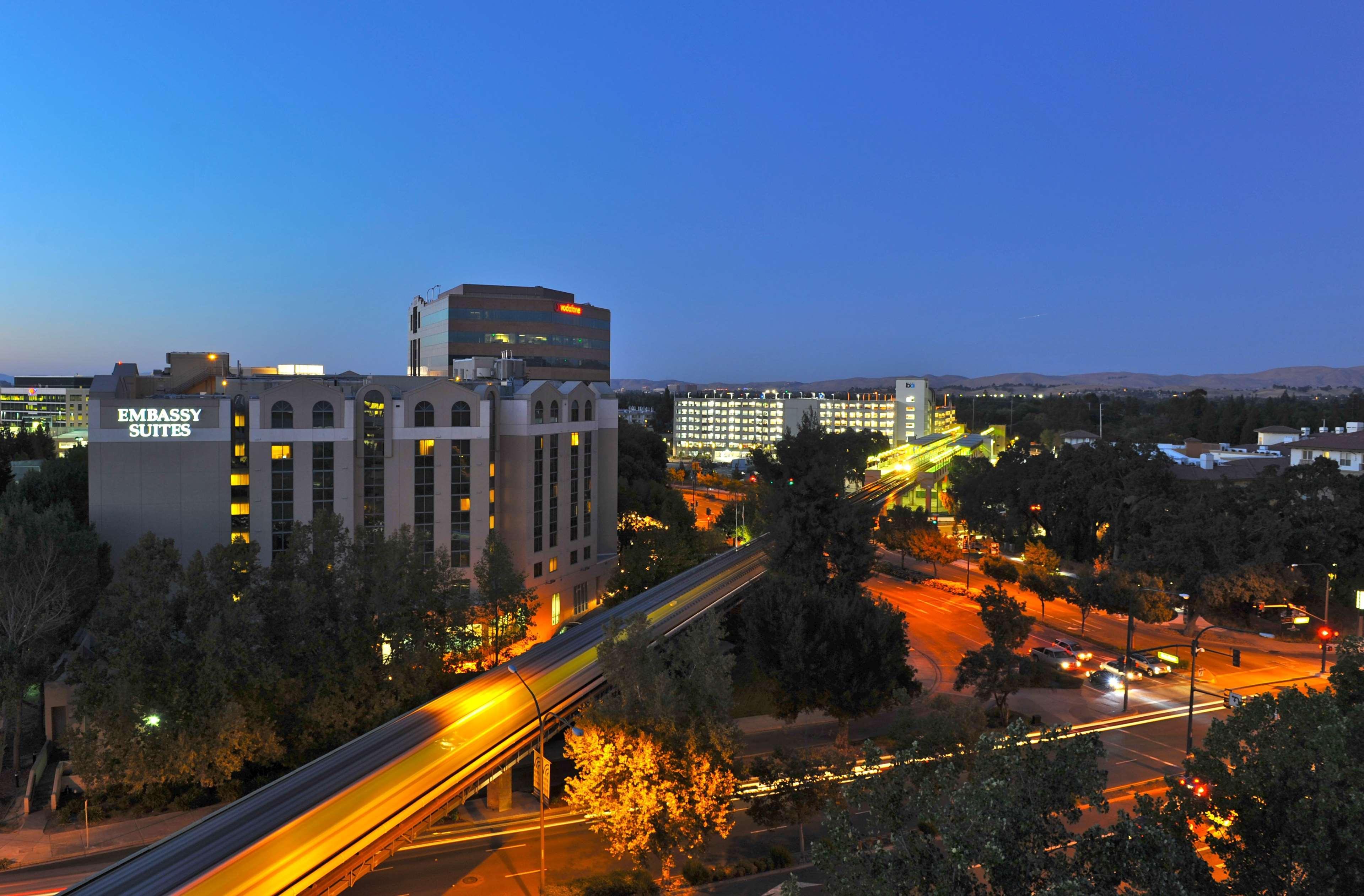 Embassy Suites By Hilton Walnut Creek Eksteriør billede