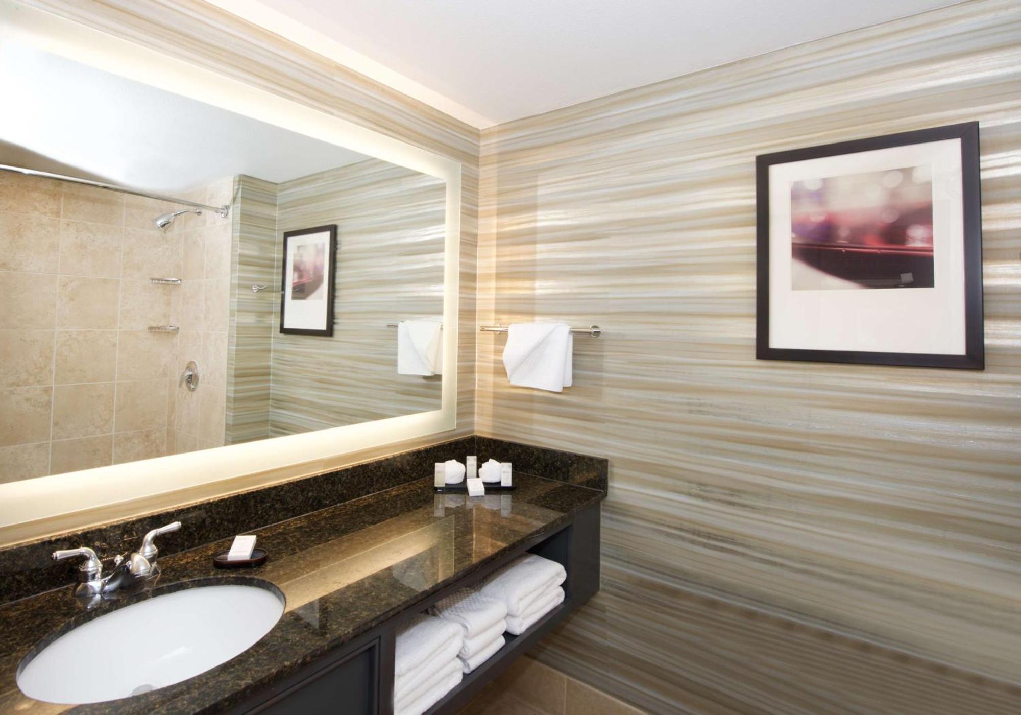 Embassy Suites By Hilton Walnut Creek Eksteriør billede